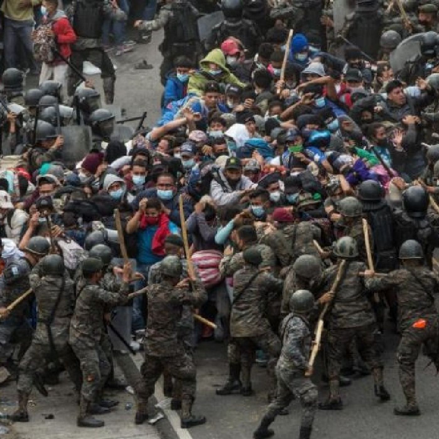 Episode 1202 - Honduran Migrant Caravan, Redefining Free Speech & 13 Israelis Suffers Facial Paralysis episode artwork