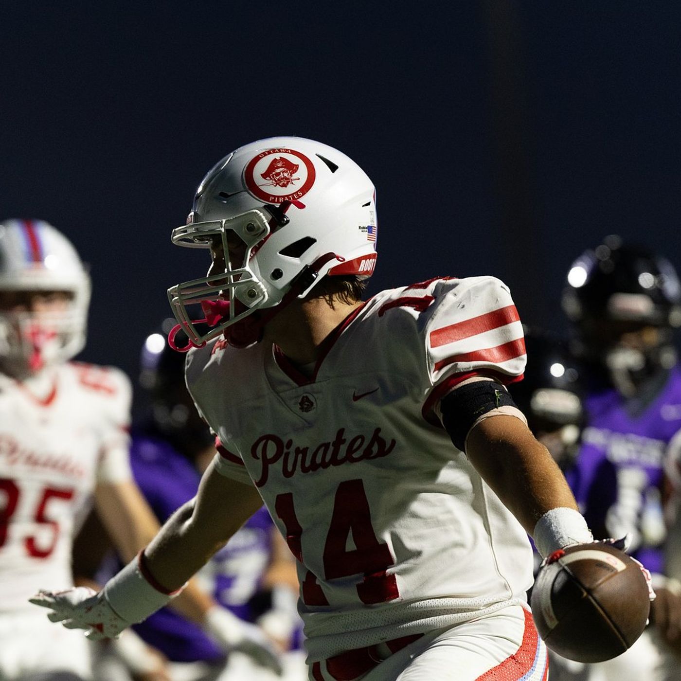 Streator’s Aiden Ferris, Ottawa’s Archer Cechowicz come up big in losses: The Times Week 6 Football Notebook