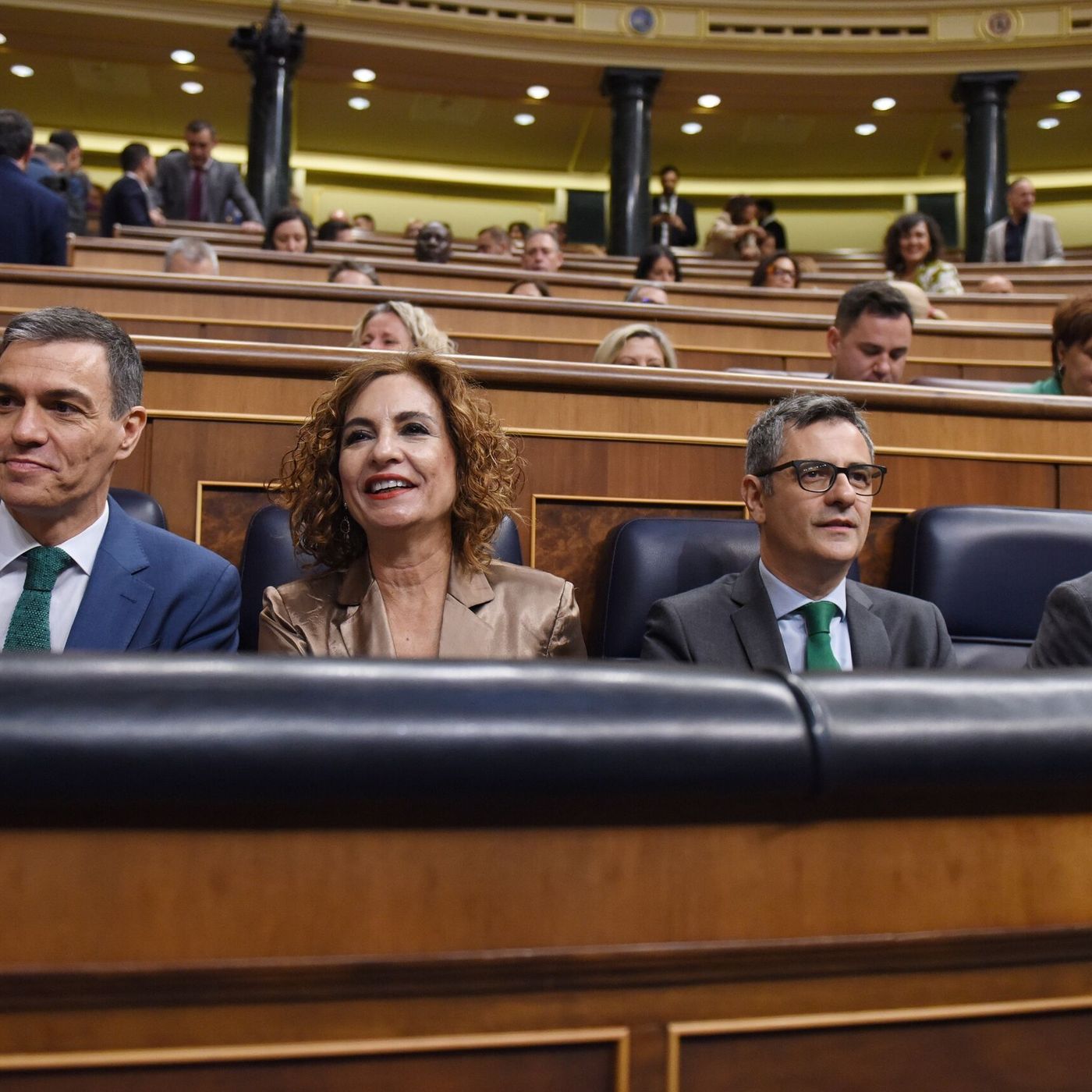 Prensa económica: El PSOE carga contra los supermercados