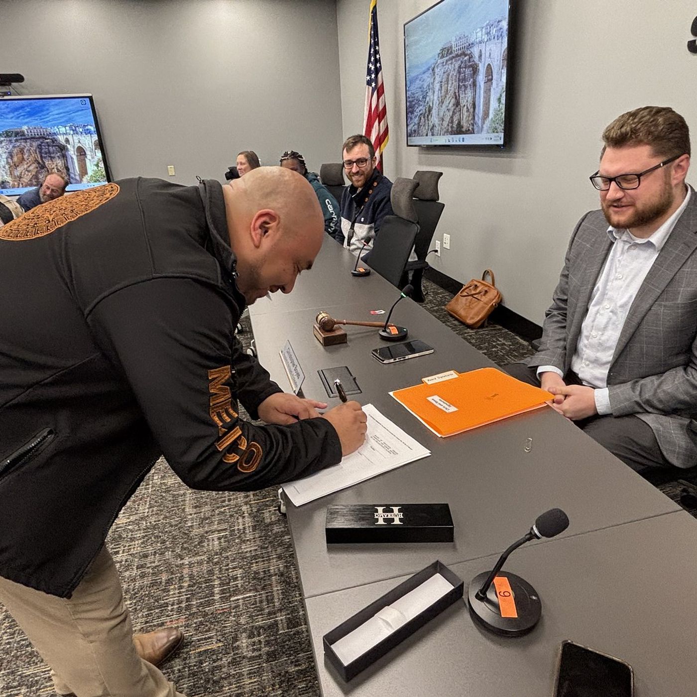 From student teacher to superintendent, incoming District 428 leader poised for success, colleagues say episode artwork