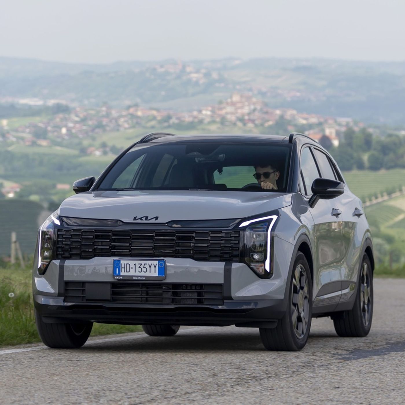 Kia Sportage TriFuel: prova su strada del SUV ibrido GPL da 237 CV episode artwork