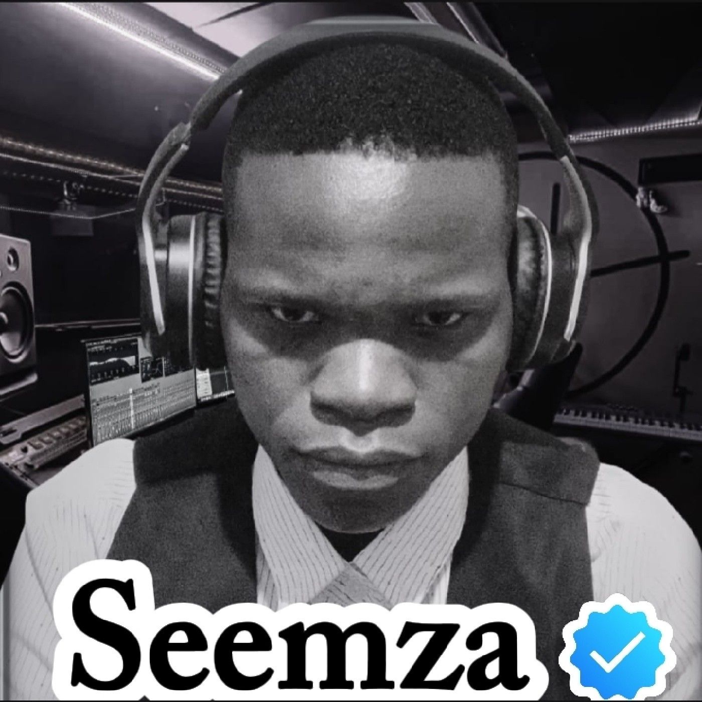 Mpumi Ft Professor, Dj Active | Heavy K The Drumboss | African House Music episode artwork