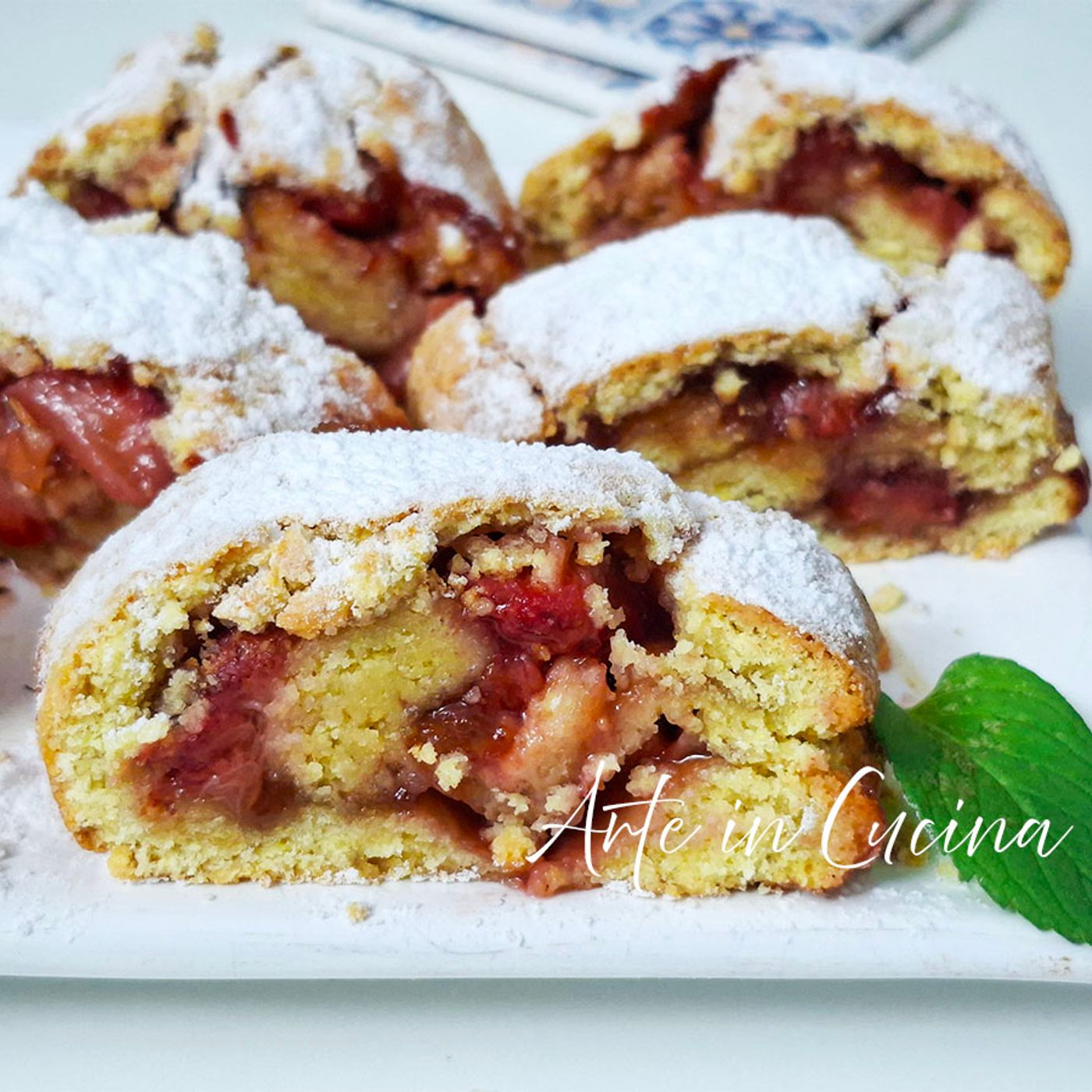 BISCOTTI ARROTOLATI alle FRAGOLE