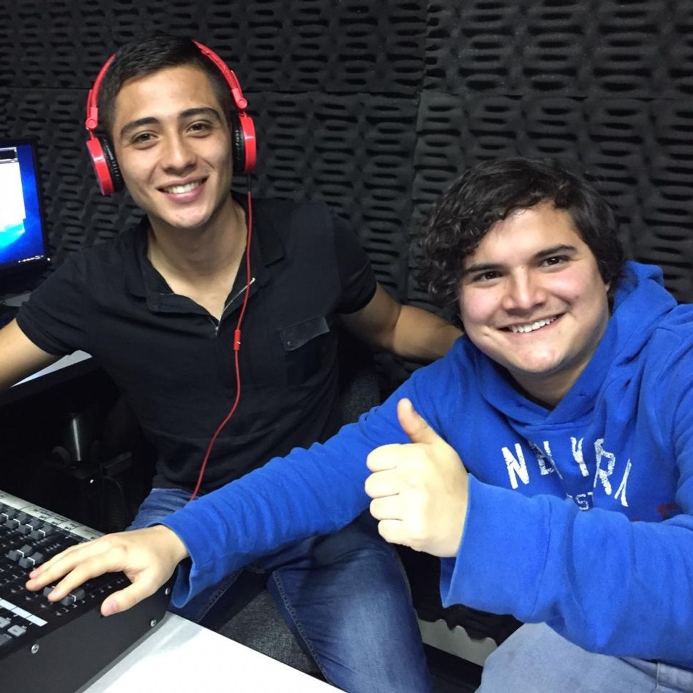 TRIBUNA UR