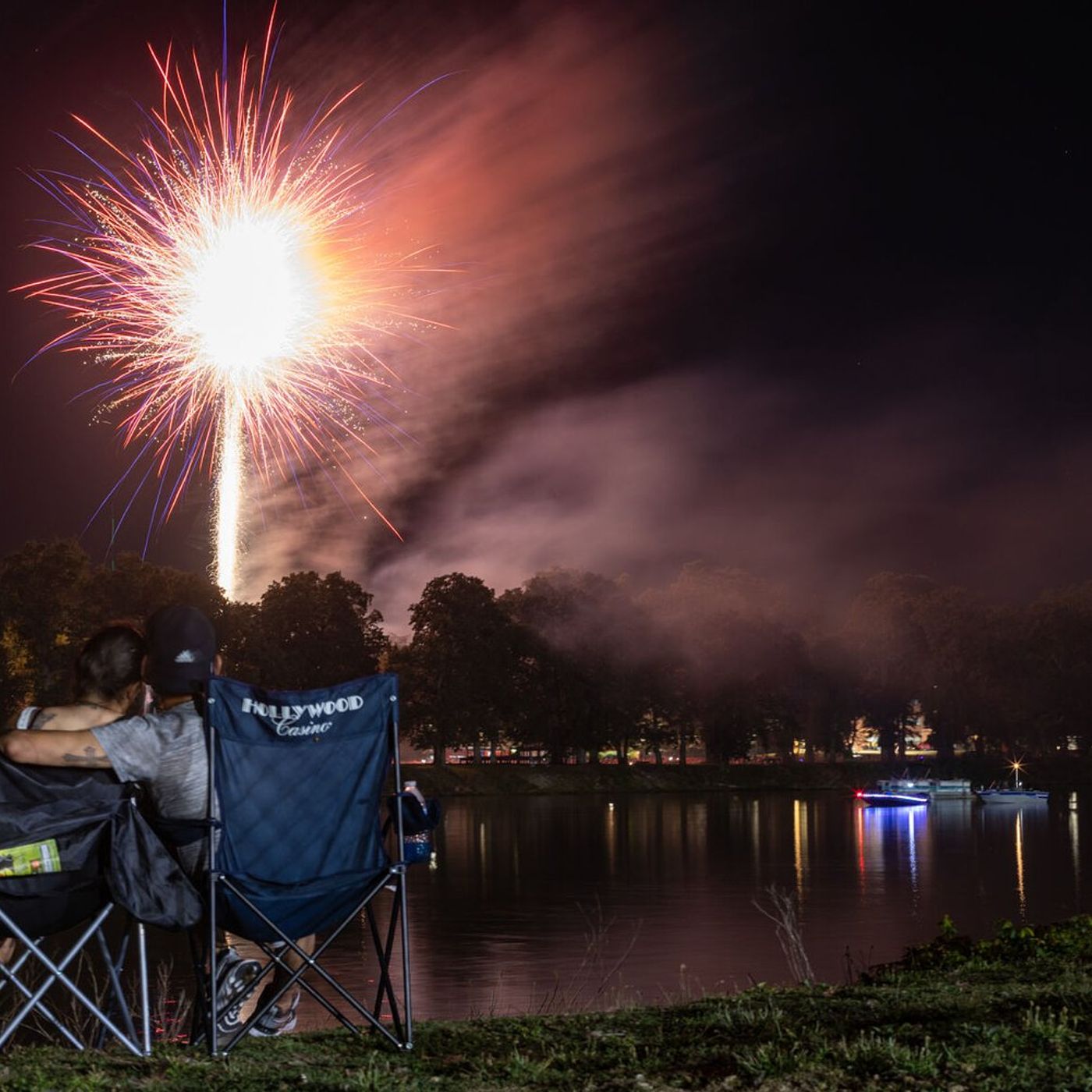 Kankakee celebrates Independence Day with live music and fireworks along the river