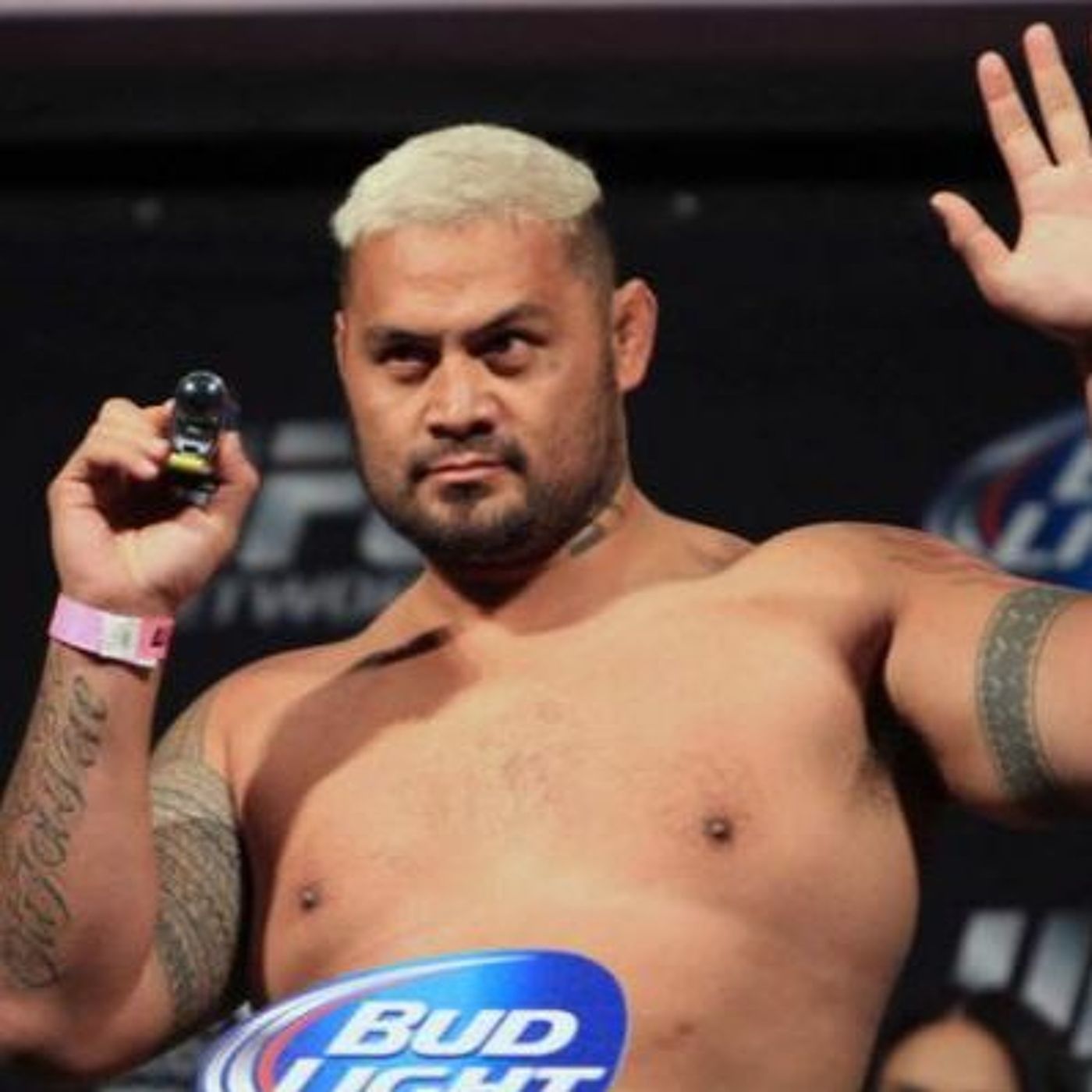 Press Row: Jordan Breen and Erik Magraken Discuss the Law and Politics of Mark Hunt's CTE Situation episode artwork