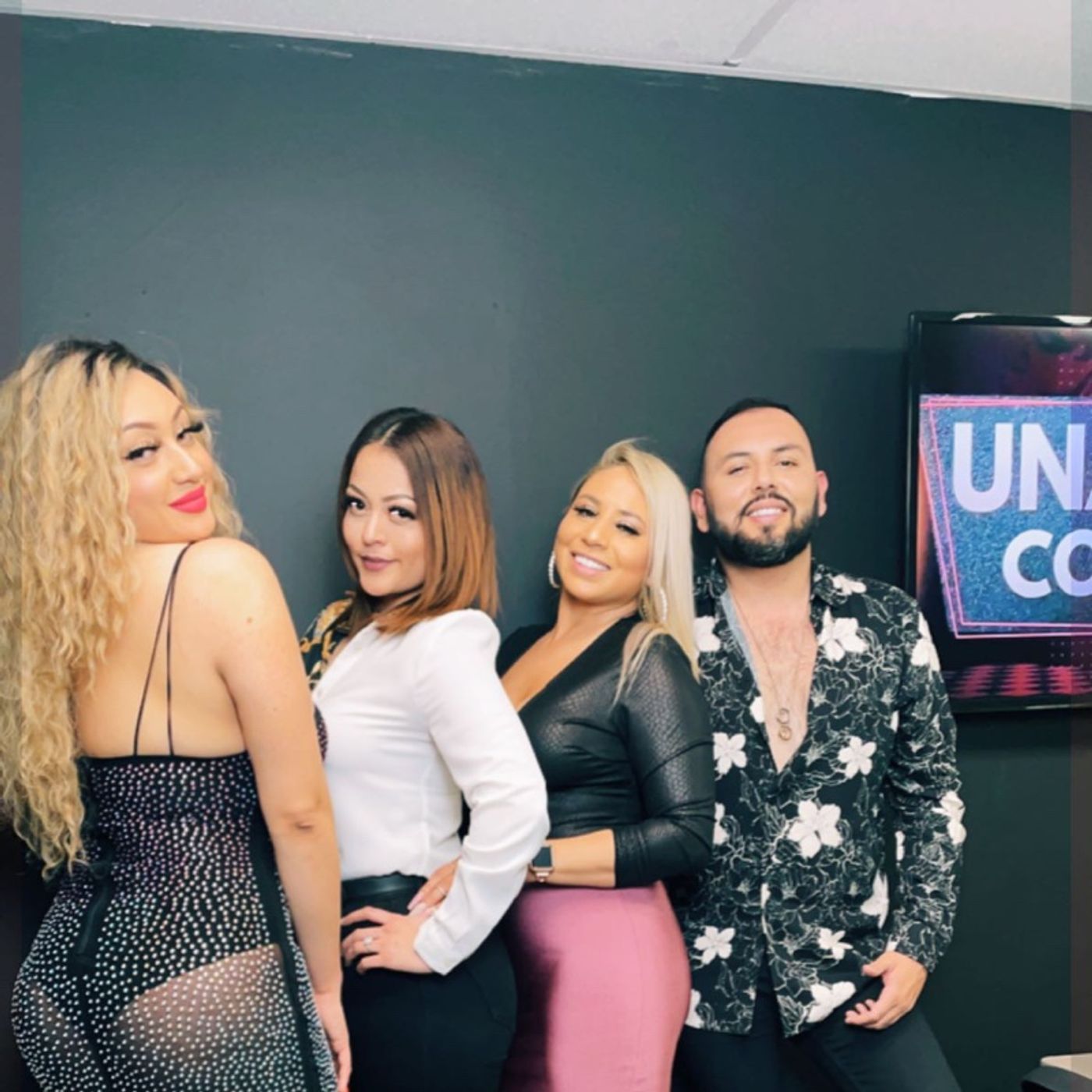 Una Copa Con Reyna