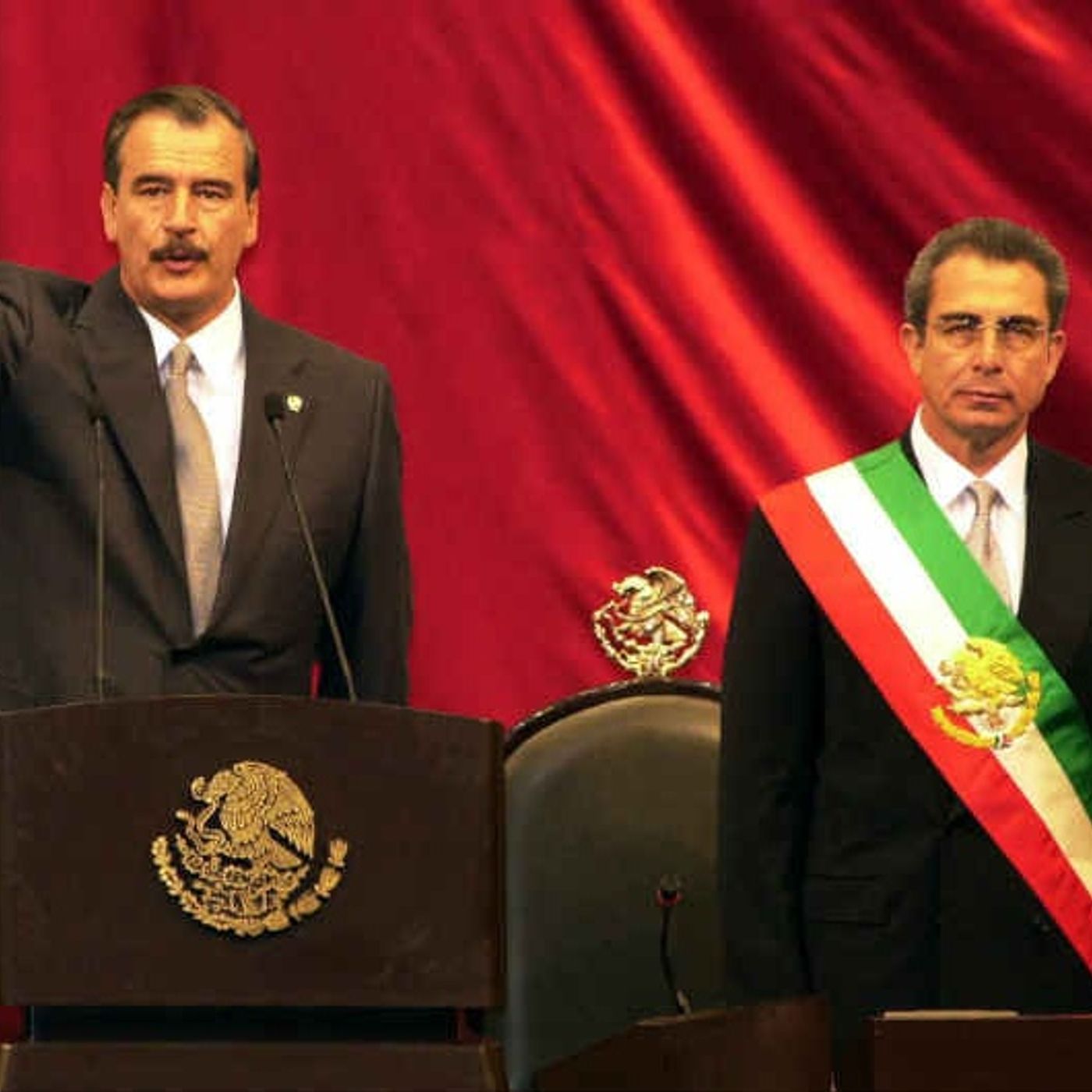 Cambio de poder del PRI al PAN