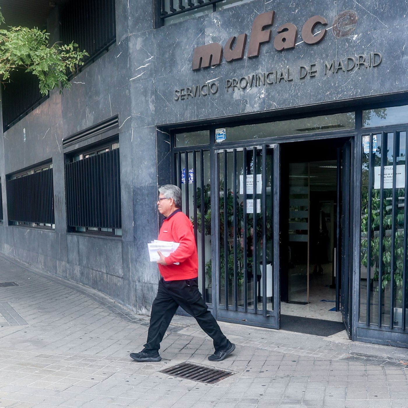 Tertulia de Federico: El Gobierno dispuesto a deshacerse de 1,5 Millones de mutualistas