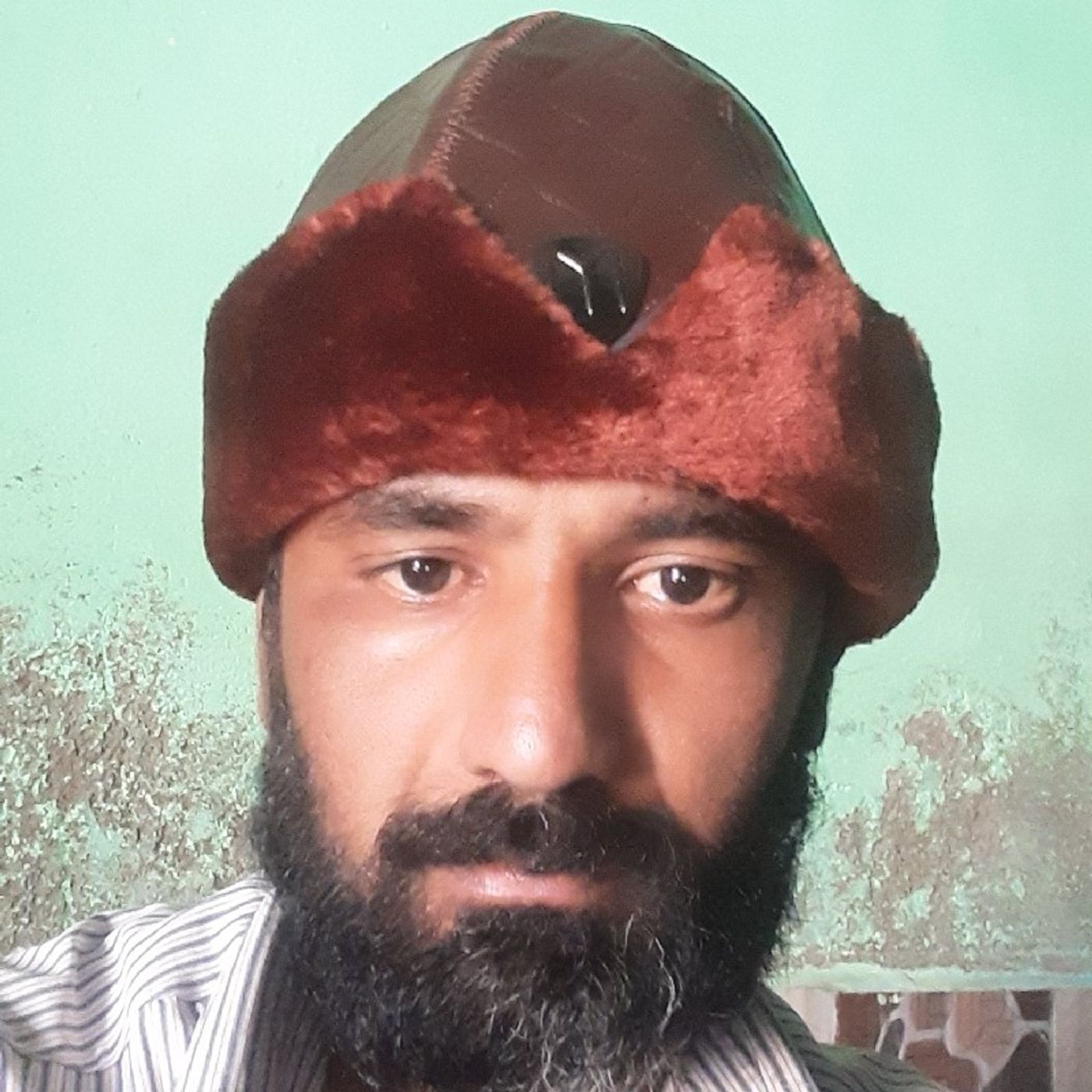 Radio Awaz Kandla FM\'s show