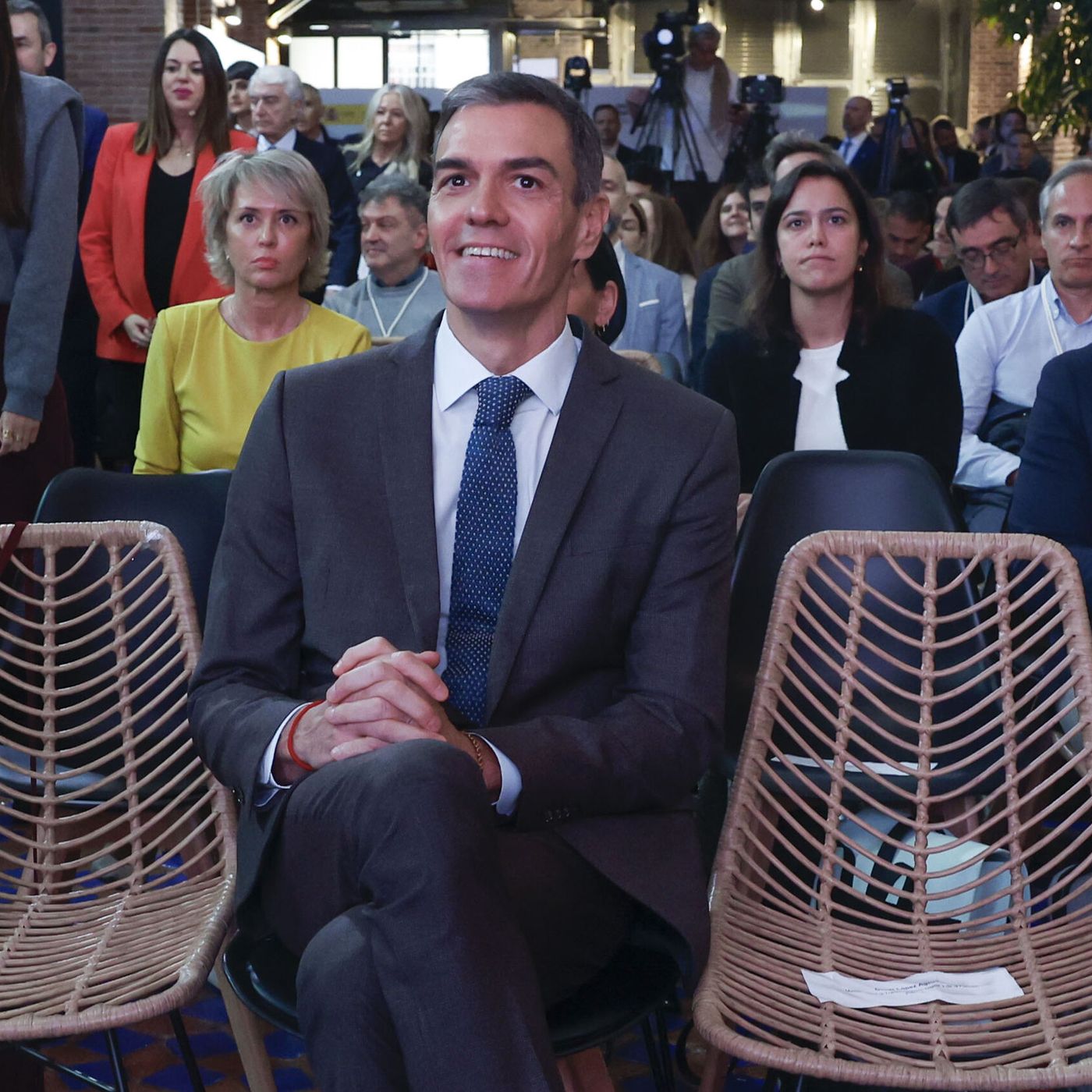 Tertulia de Federico: Sánchez se la juega en el ecuador de su legislatura