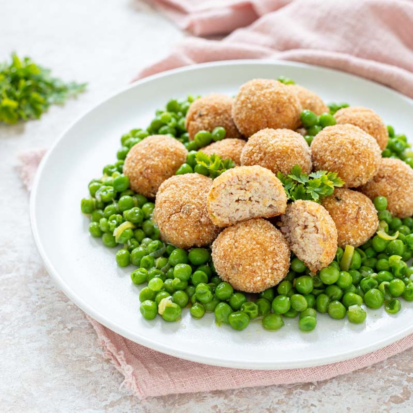 Polpette di prosciutto cotto con piselli episode artwork