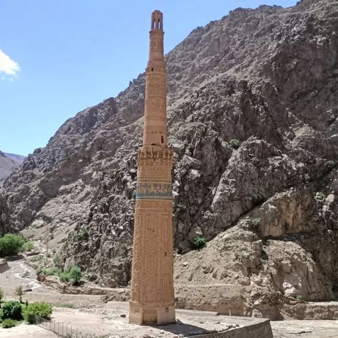 Il minareto di Jam la torre più solitaria del mondo si erge nel silenzio dell’Afghanistan episode artwork
