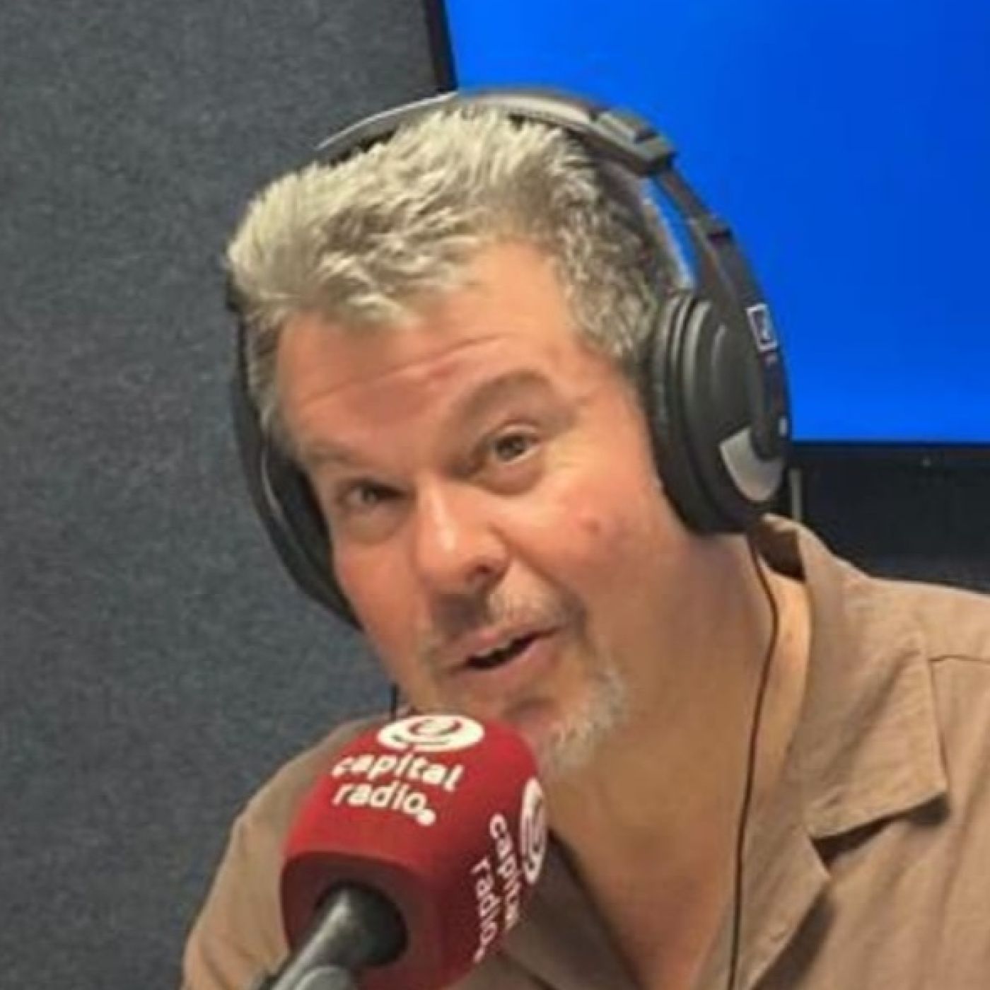 La Diez Capital Radio