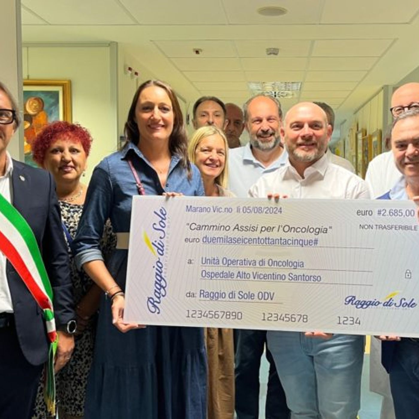 Consegnati all’Oncologia dell’ospedale di Santorso i fondi frutto del cammino da Assisi a Roma Consegnati all’Oncologia dell’ospedale di Santorso i fondi frutto del cammino da Assisi a Roma