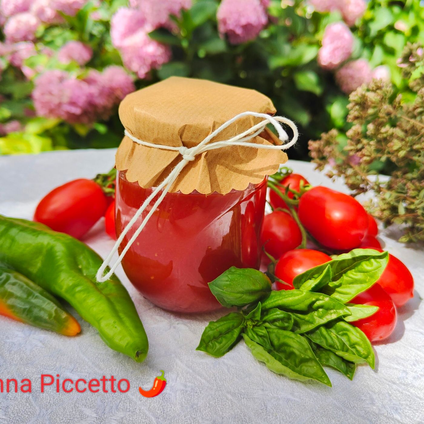 Passata salsa di pomodoro fatta in casa ricetta calabrese della nonna episode artwork