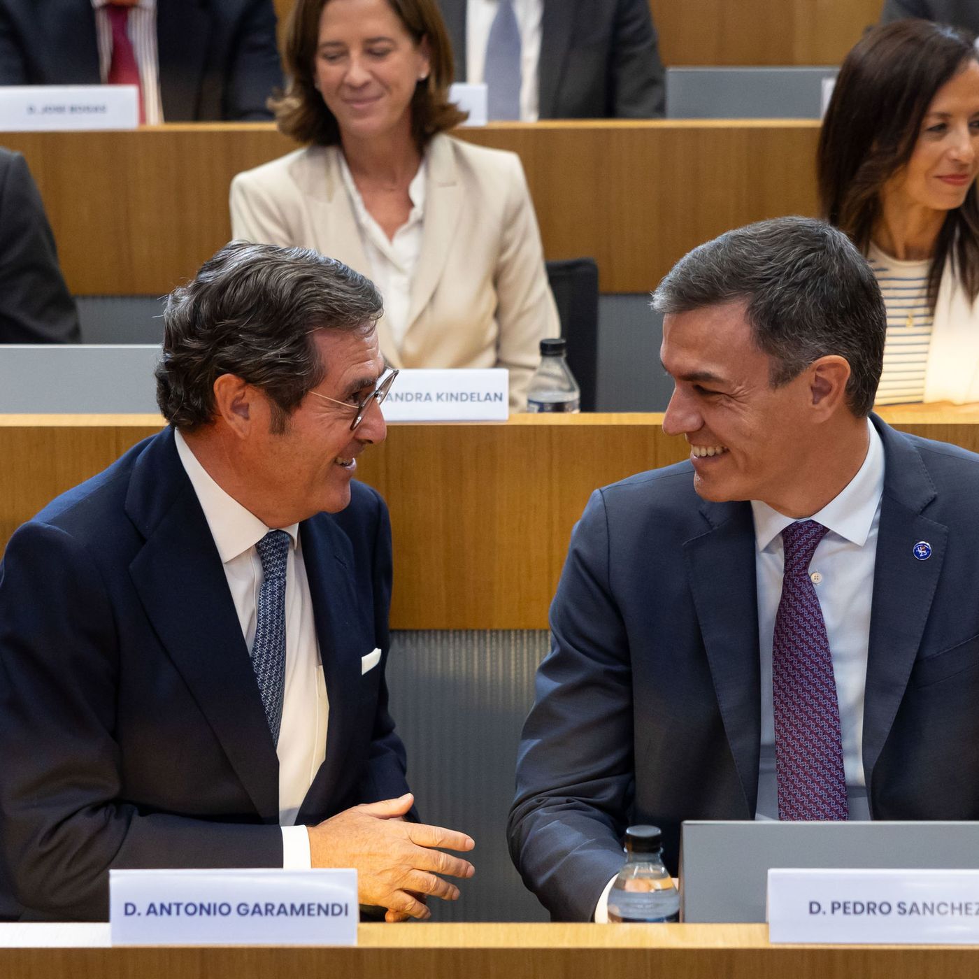 Cuánto cuestas y cuánto cobras: las cifras que Garamendi quiere que conozcas y el Gobierno, no