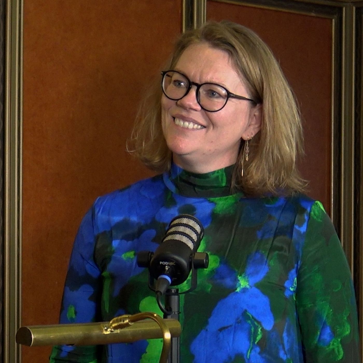 Centerchef Mette Truesen, modtager af et sponsorat fra Rebekkafonden Centerchef Mette Truesen, modtager af et sponsorat fra Rebekkafonden