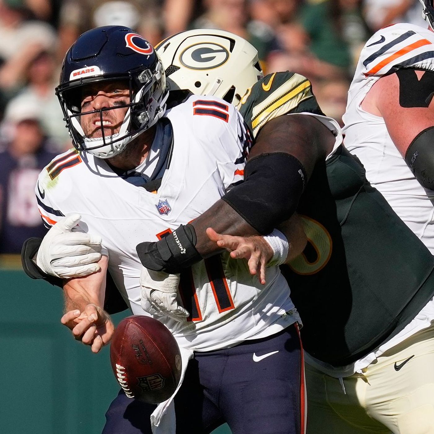 Chicago Bears fail to play up to moment in 31-7 blowout loss to Packers