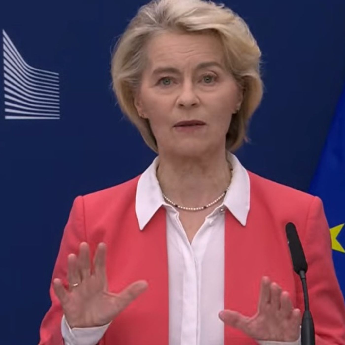 Von der Leyen: “Serve un’età minima per l’accesso ai social” episode artwork