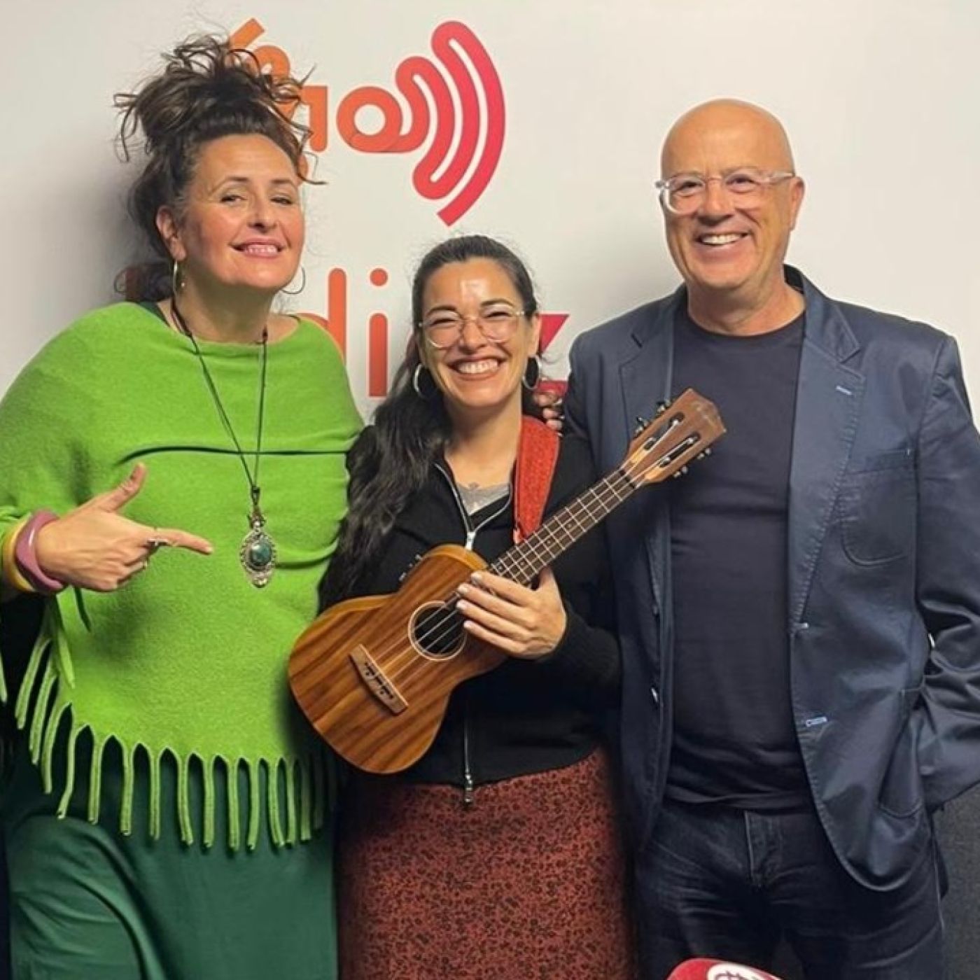 La Diez Capital Radio