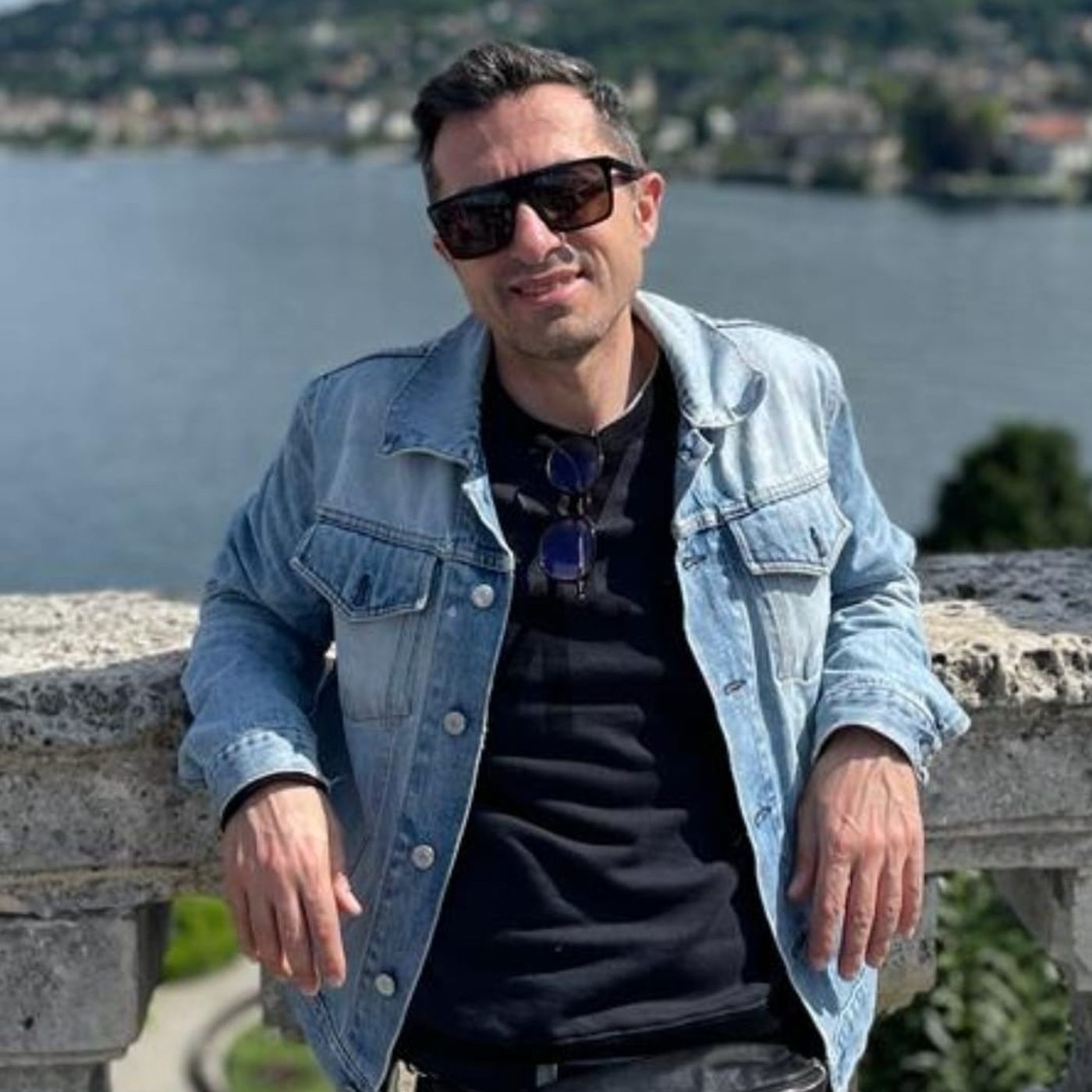 Vincenzo Fiorillo protagonista della Grande Notte con gli amici di Be1 Vincenzo Fiorillo protagonista della Grande Notte con gli amici di Be1