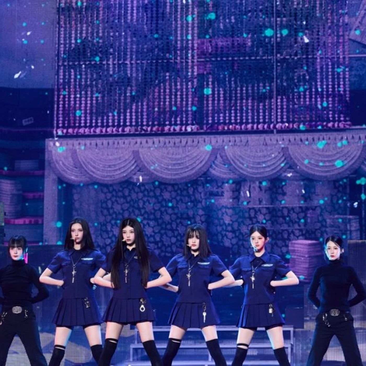 【ライブレポート】ILLIT、韓国・仁川で『PRESS START♡』アンコール公演を開催！会場には、休養中のメンバーMOKAの姿も。「ILLITはいつでも5人」