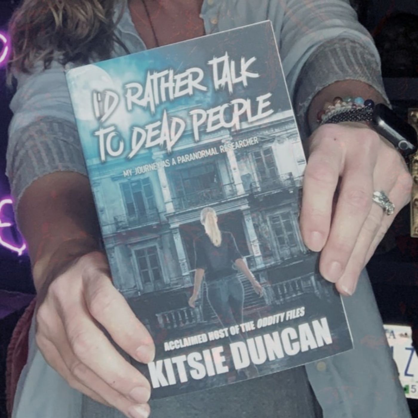 I'd Rather Talk to Dead People with Kitsie Duncan from Oddity Files episode artwork