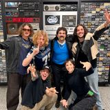12.08.26 - Surpresas da Vida (part. Sticky Fingers)