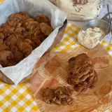 Frittelle di farina di castagne toscane