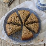Torta con banane, cioccolato e fiocchi d'avena