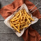 Patatine fritte in friggitrice ad aria