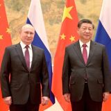 Allarme aereo a Kiev. Putin e Xi rafforzano la loro intesa