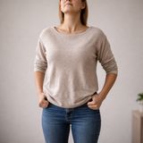 Chin lifted eyes scanning