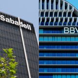 Prensa económica: La CNMV aprueba la mejora de la oferta de BBVA en su OPA sobre Sabadell