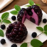 More realistiche: il dessert del momento con mousse alle more e cuore di gelée