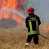 Emergenza incendi: a Matera muoiono due vigili del fuoco