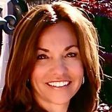 Rob McConnell Interviews - SHAWN MARIE EDGINGTON - The Parents Guide To, Texting, Facebook And Social Media