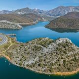 Prensa económica: Red Eléctrica se encomienda a los embalses tras el apagón: "Se han puesto el cinturón"
