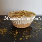 Mini cheesecake all'olio al basilico