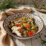 Insalata di pesce azzurro e verdure croccanti