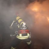 Cucina a rischio a causa di una pentola lasciata sui fornelli. Intervento rapido dei pompieri