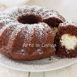 Ciambella al cioccolato cuore di cocco