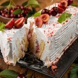 Mattonella alle ciliegie – Dolce fresco, cremoso e senza cottura
