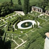 Il giardino di Pojega dove il tempo si ferma tra le colline della Valpolicella
