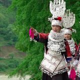 Festa delle Sorelle Miao nel Guizhou il festival dell'amore più antico d'Asia tra riso colorato e argento