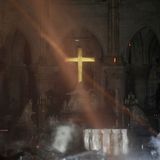 Notre-Dame: in diretta con il nostro inviato a Parigi. A seguire curiosità e aggiornamenti
