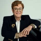 Elton John di recente ha dato consigli ai nuovi artisti: suonate dal vivo il più possibile, facendo gavetta, senza cercare la fama immediata