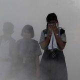 दिल्ली में धुंध और धुआँ - Severe air pollution in Delhi (16 November 2023)
