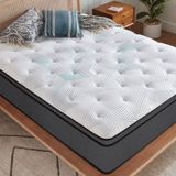 The sleep revolutionary: unveiling the benefits of memory foam mattresses.